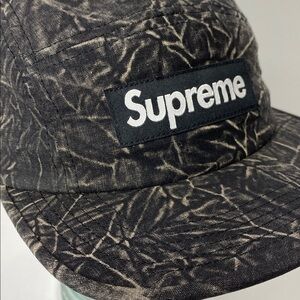 Vintage SUPREME Camp